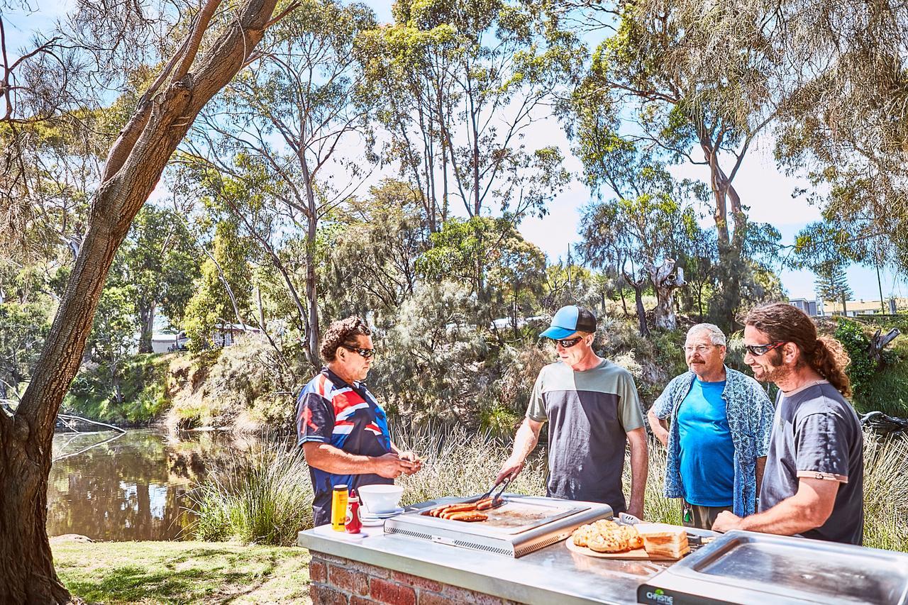 Lorne Foreshore Caravan Park Ngoại thất bức ảnh